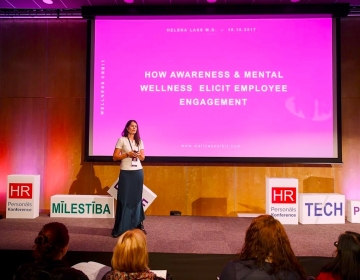 Dr. Helena Lass's speaking about mental wellnes @ HR PRO, Rīga 2017 10/2017. Photo: Confinn